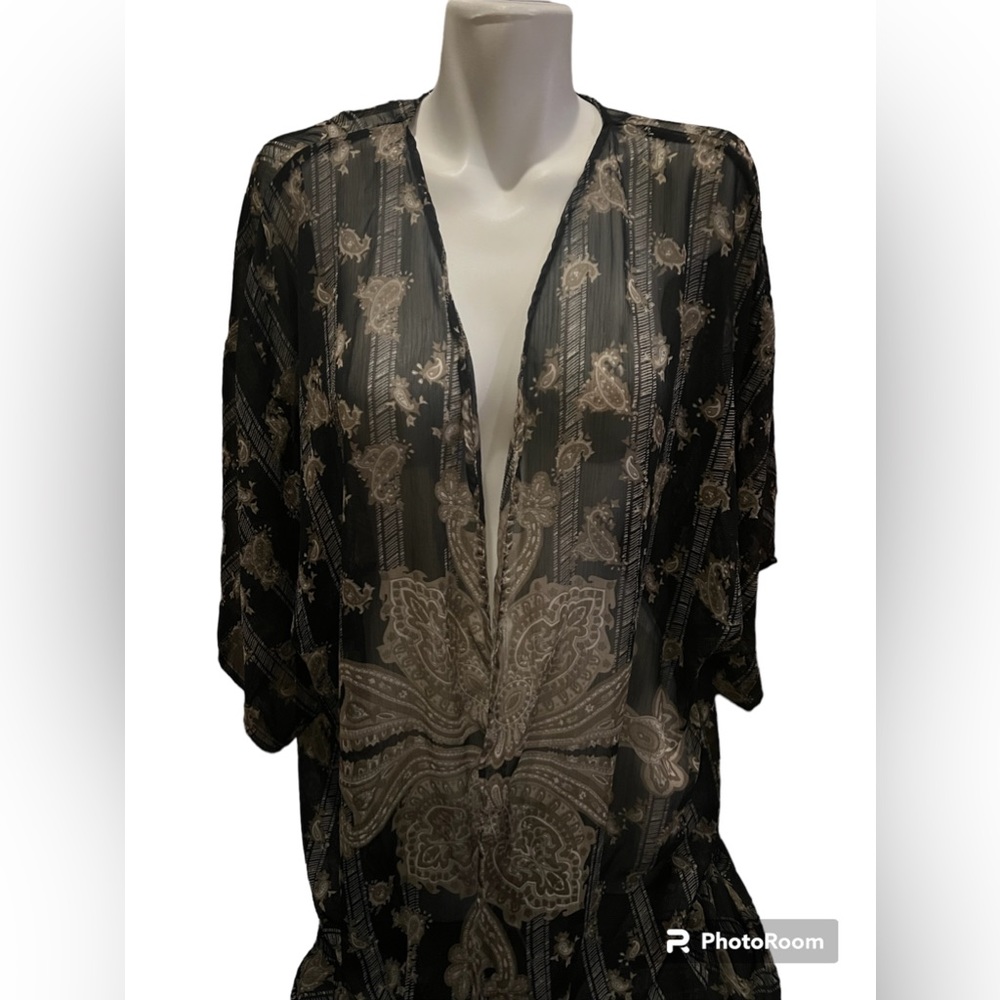 Dizzy Gal kimono‎